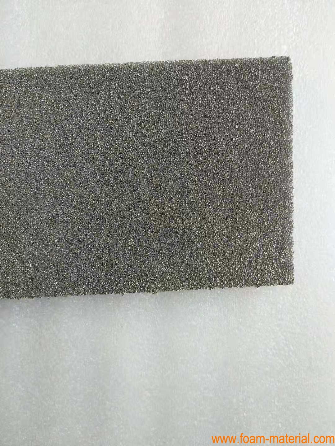 Iron nickel foam